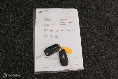 Car image 40
