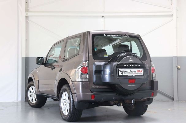 Mitsubishi Pajero 3.2 147 kW image number 5