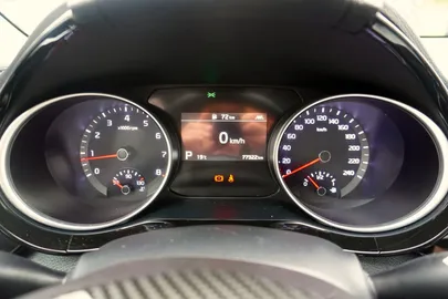 Car image 30