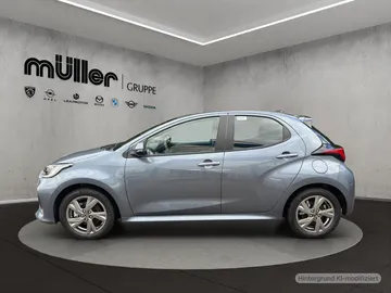 Car image 5