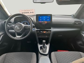 Car image 9