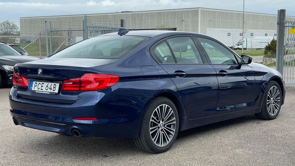 BMW 520d xDrive Sport Line 140 kW image number 4