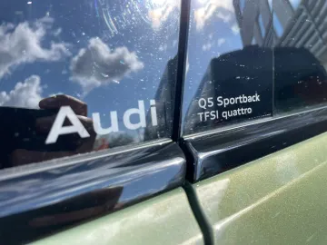 Car image 45