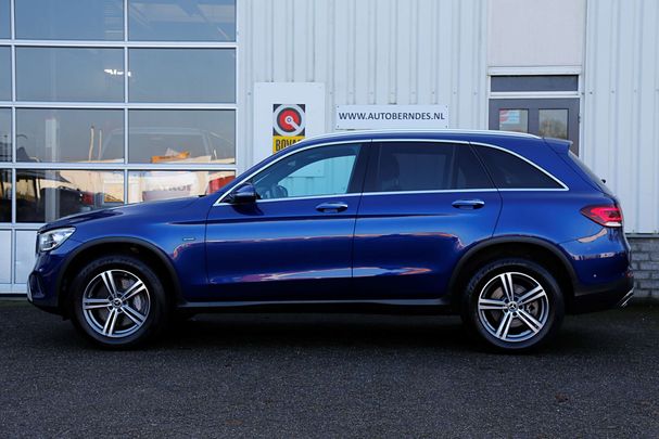 Mercedes-Benz GLC 300 e 4Matic 235 kW image number 48