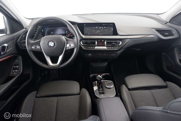 BMW 118i 103 kW image number 10