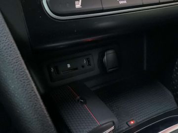 Car image 37