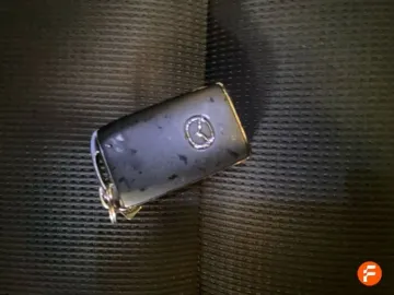 Car image 35