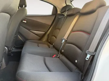 Car image 24