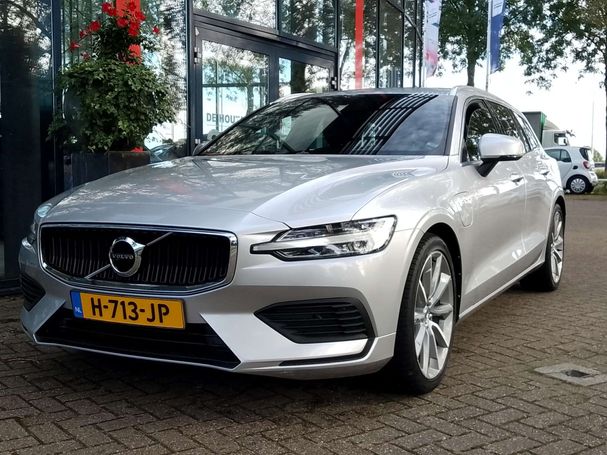 Volvo V60 T6 AWD Momentum 250 kW image number 7