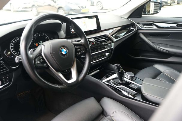 BMW 520i 135 kW image number 3