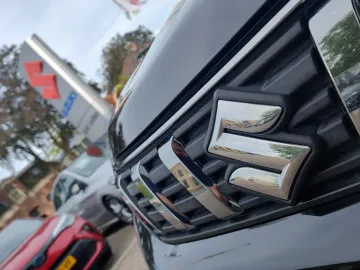 Car image 33