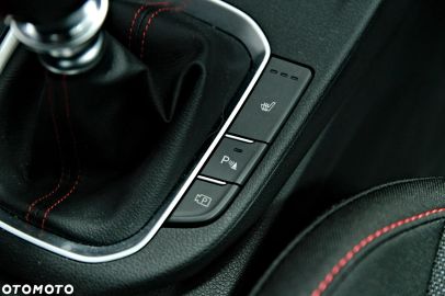 Car image 37