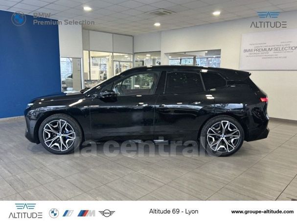 BMW iX xDrive40 240 kW image number 20