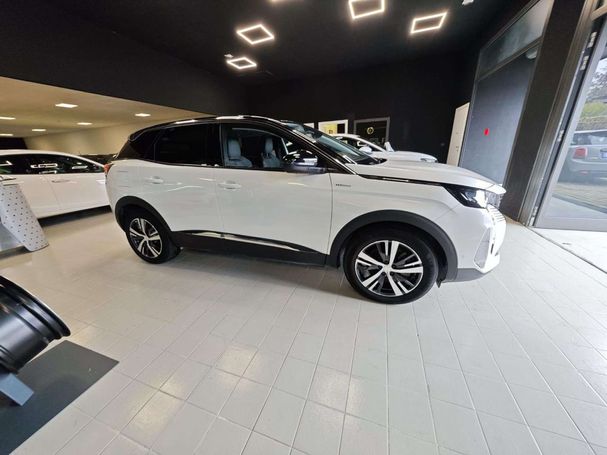 Peugeot 3008 Hybrid e-EAT8 165 kW image number 3