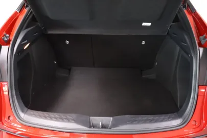 Car image 33