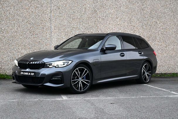 BMW 330e Touring M 215 kW image number 1