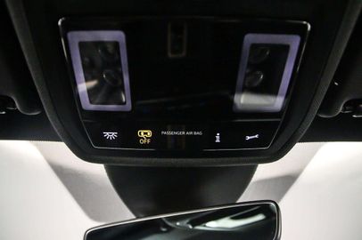 Car image 38