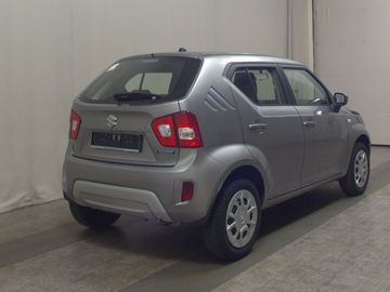 Car image 4