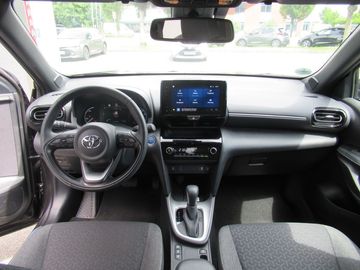 Car image 12