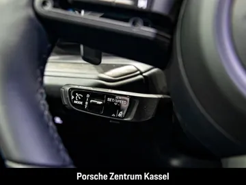 Car image 35