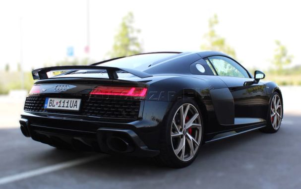 Audi R8 5.2 FSI quattro S tronic Performance 456 kW image number 4