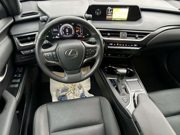 Lexus UX 250h 135 kW image number 10