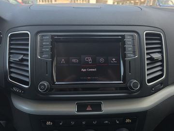 Car image 36