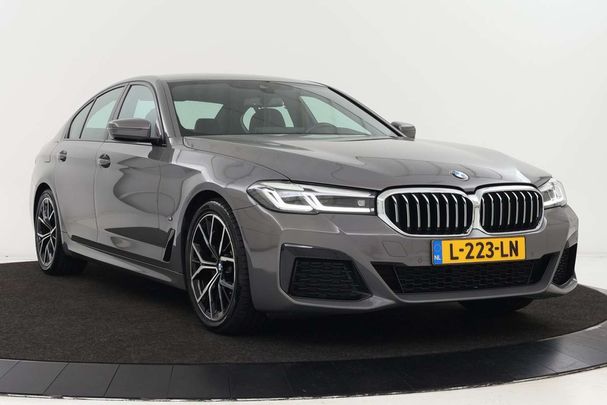 BMW 520i 135 kW image number 33