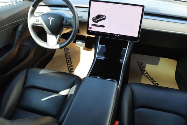 Tesla Model 3 Standard Range Plus 225 kW image number 8