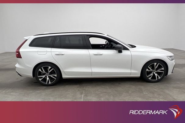 Volvo V60 D4 AWD R-Design 140 kW image number 11