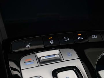 Car image 41