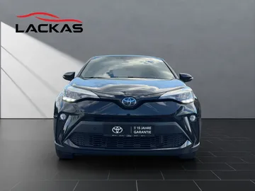 Car image 3