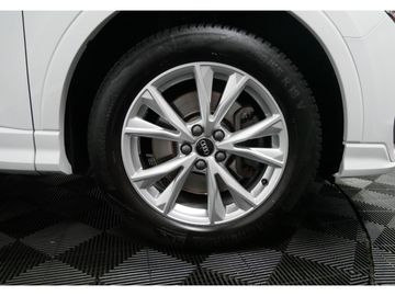 Car image 36