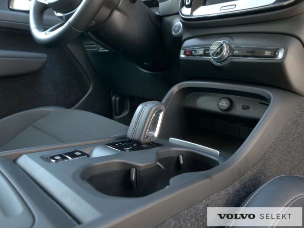 Volvo XC40 120 kW image number 20