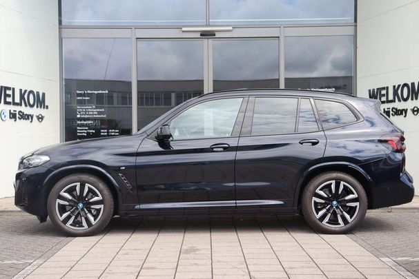 BMW iX3 80 kWh 210 kW image number 4