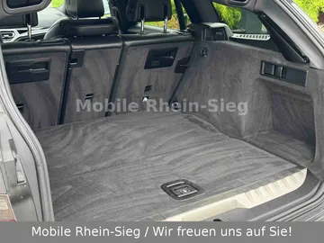 Car image 39