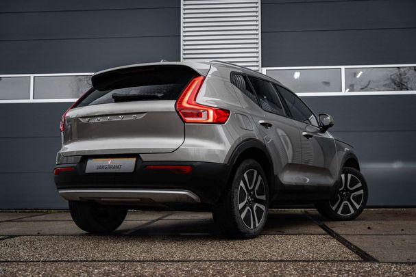 Volvo XC40 1.5 T2 95 kW image number 6