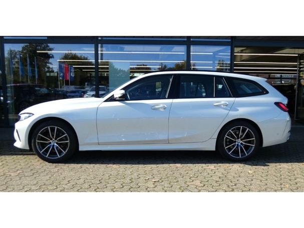 BMW 320d Touring 140 kW image number 2