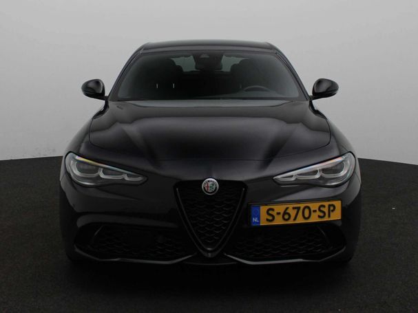 Alfa Romeo Giulia 2.0 Veloce 206 kW image number 2