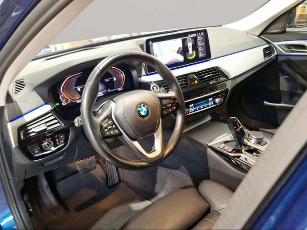 BMW 530d Touring 210 kW image number 4