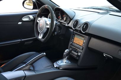 Car image 37