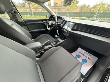 Car image 31