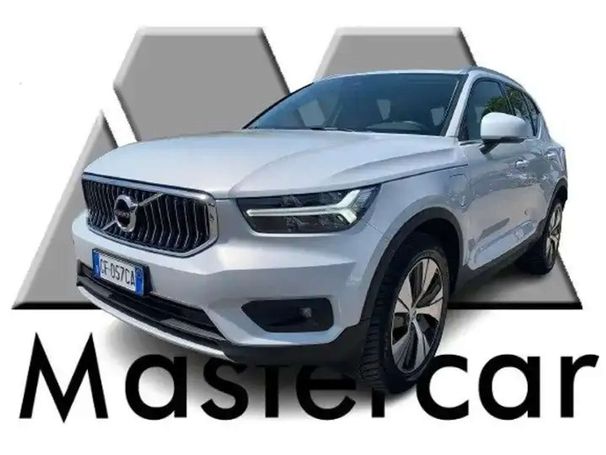 Volvo XC40 T4 155 kW image number 2