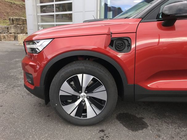 Volvo XC40 R T4 Design 155 kW image number 21