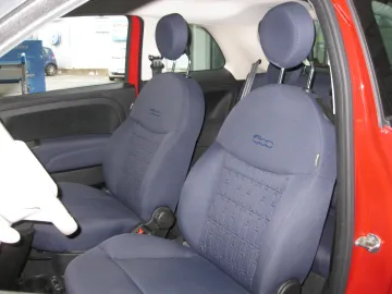 Car image 15
