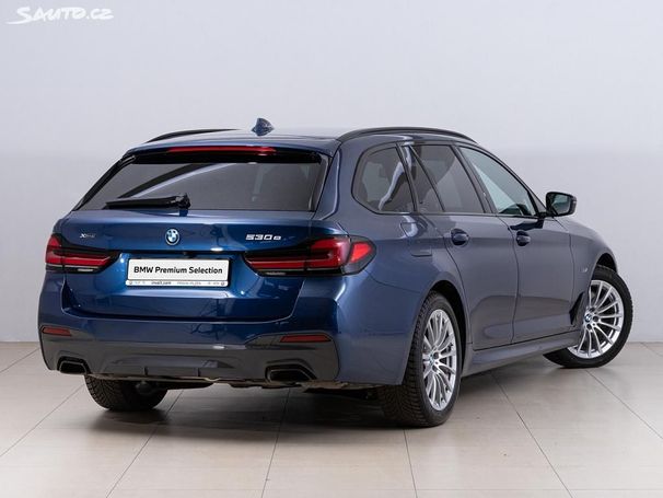 BMW 530 Touring xDrive 215 kW image number 17