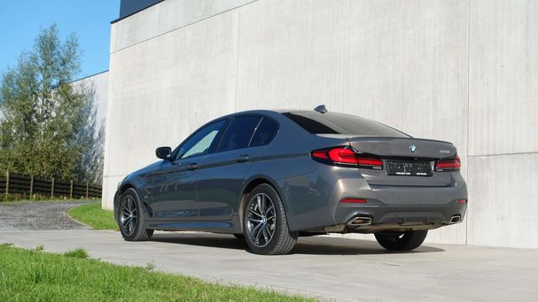 BMW 520i 135 kW image number 4