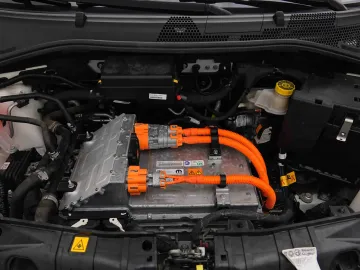 Car image 24