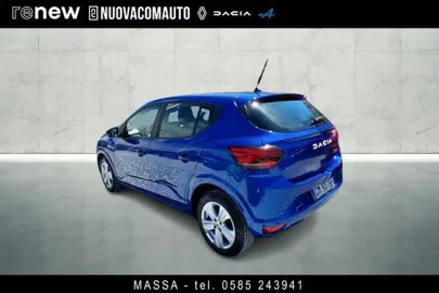 Car image 4