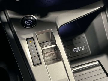 Car image 37